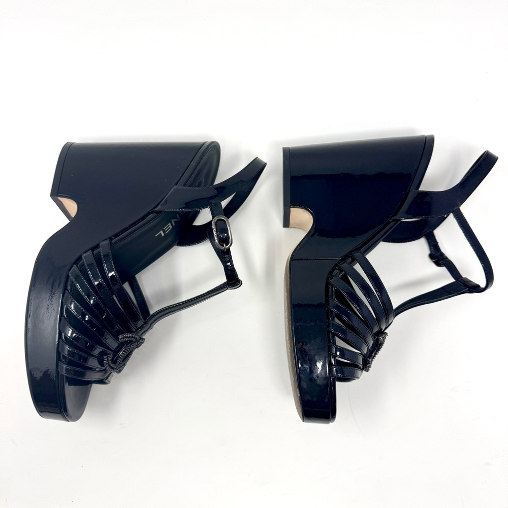 Chanel Black Patent Leather T-Strap CC Logo Wedge Platform Sandals - Picture 5 of 15